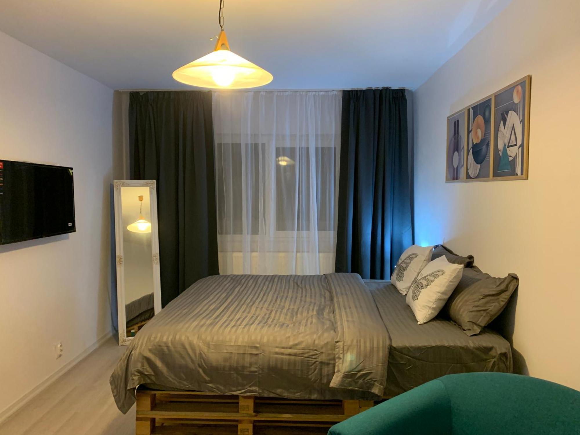 Conclavia Unu Apartman Medgyes Kültér fotó
